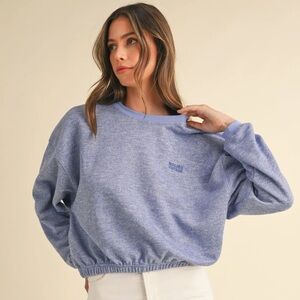 Graphic Detail Cropped Pullover Sweatshirt